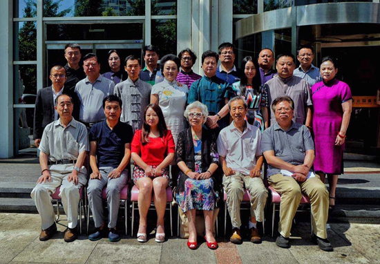 �Ї������|(zh��)�Ļ��z�a(ch��n)���o(h��)�f(xi��)����(zh��n)�԰l(f��)չ(li��n)���ھ�����